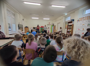 "Spotkania z muzyką" - muzykowanie w przedszkolu